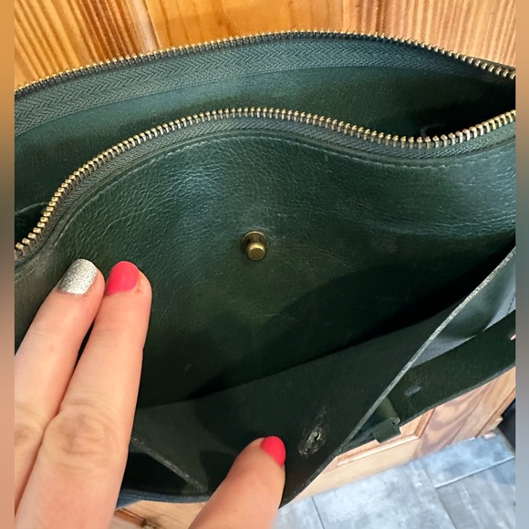 Madewell Transport Shoulder Crossbody in Forest - Picture 11 of 11